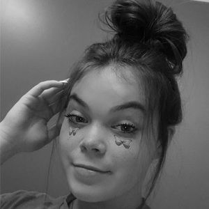 Meet your Posher, Catherine